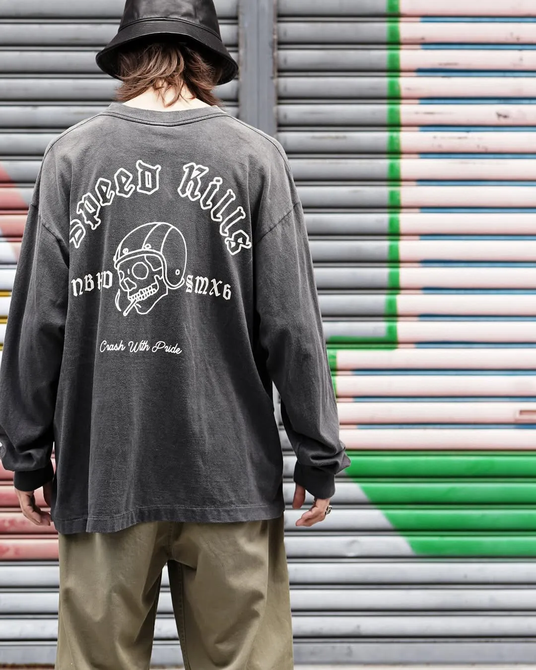 SAINT Mxxxxxx × NEIGHBORHOOD STHD . LS TEE SPEED KILLS/BLK Skull Helmet Long Sleeves Washed Black S-XL Cylindrical Cloth Ready-Made Assute Dyeing Heavy Washing Water Fading Handmade Splashed Ink Holes Simulate Natural Fading and Old Effects Correct Version Customized NBHD Co-branded Accessories Top Purchasing Level